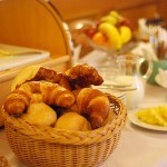 Frühstücksbüffet im Gasthof Adler in Neuenburg am Rhein